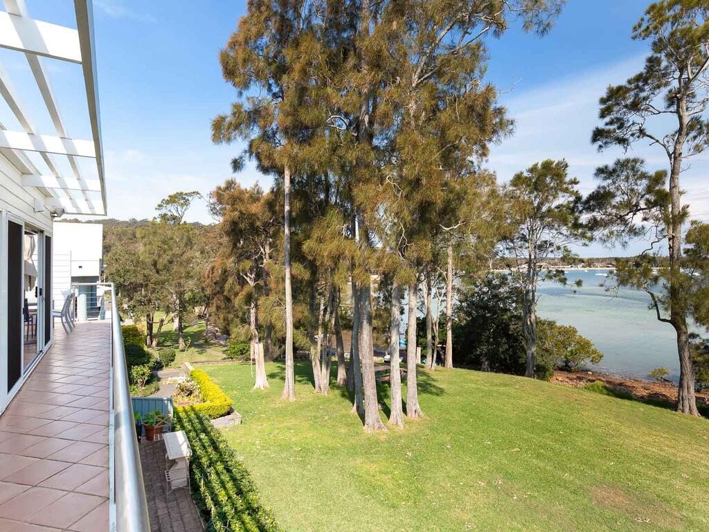 Corlette NSW Tourism Guide
