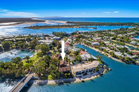 Unit 4 Weyba Lodge Noosa - Tourism Guide 0
