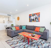 Urban Jungle Executive Apartment in Heart of CBD