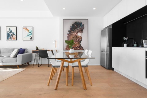 Urban Rest - Bondi Central Apartments - Tourism Guide 3