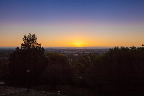 Vermillion Skies Holiday Accommodation - Travel Agents 2