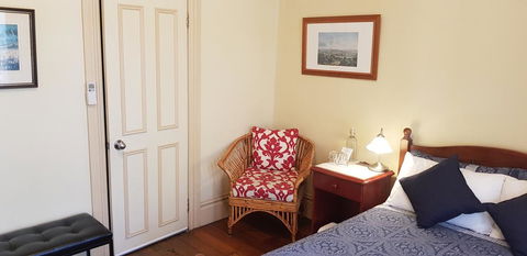Verona Guest House - Cruises Travel 1
