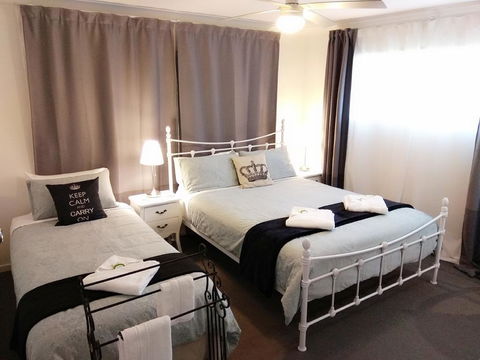 Victoria At Redcliffe Bed & Breakfast - Tourism Guide 0