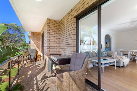Victory Court, Unit 1/3-7 Columbia Close - Tourism Guide 3