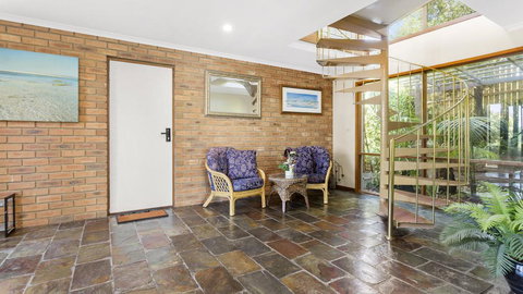 VIEWS AT MCCRAE..... - Tourism Guide 1