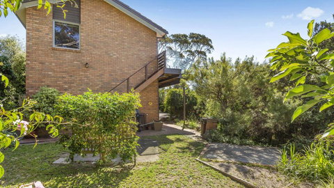 VIEWS AT MCCRAE..... - Tourism Guide 2