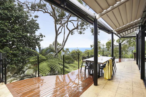 Views To The Horizon - Tourism Guide 3