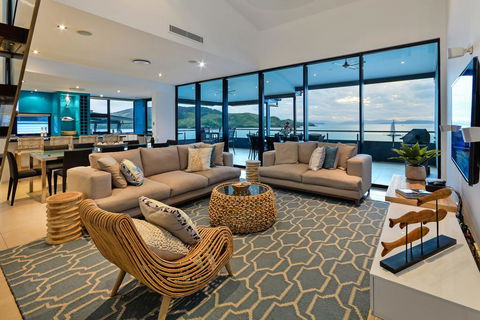 Villa 12 The Edge On Hamilton Island - Travel Search 1