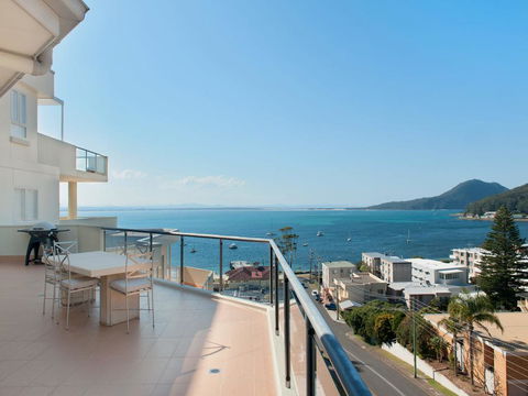 Views, Views & More Views, Sub-Penthouse In Shoal Bay - Tourism Guide 2