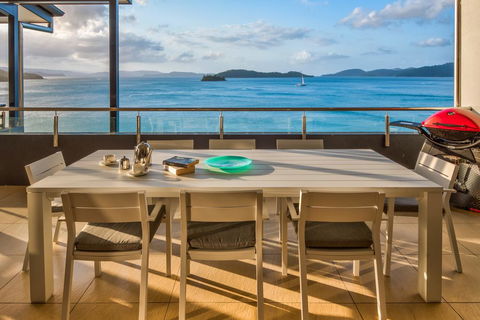 Villa 16 The Edge On Hamilton Island - Tourism Guide 3