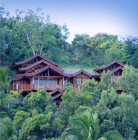 Villa Empat Puluh Dua - Tourism Guide 3