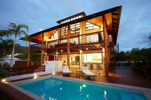 Villa Kembali - Travel Search 1