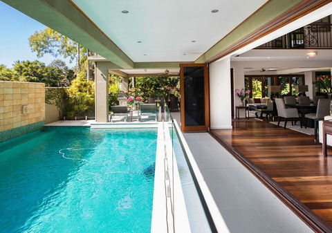 Villa Murphy - Tourism Guide 1