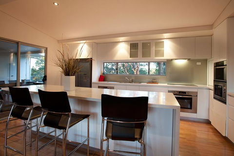Vintners - More Space For You To Enjoy! - Travel Search 3