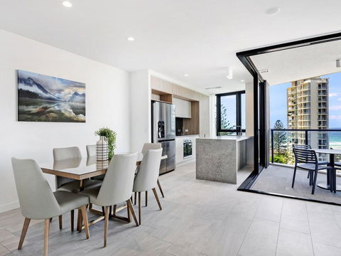 Vue Broadbeach Private 2 Bed Ocean View - Tourism Guide 0
