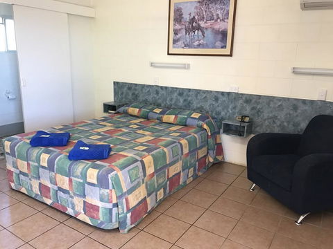 Wagon Wheel Motel - Cruises Travel 2
