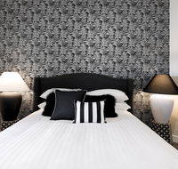 Walk everywhere in the city from a historic home - Cruises Travel