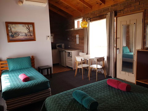 Walkabout Motel - Cruises Travel 2