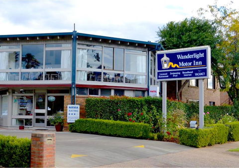 Wanderlight Motor Inn - Tourism Guide 0