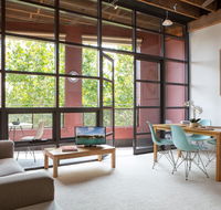 Warehouse Apartment with Balcony in Trendy Area - Cruises Travel