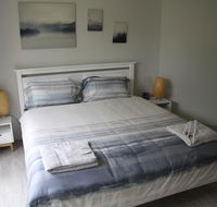 Warnbro Beach Family Accommodation - Travel Search