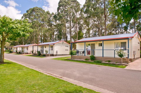 Warragul Gardens Holiday Park - Travel Search 2