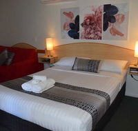 Warwick Vines Motel - Travel Search
