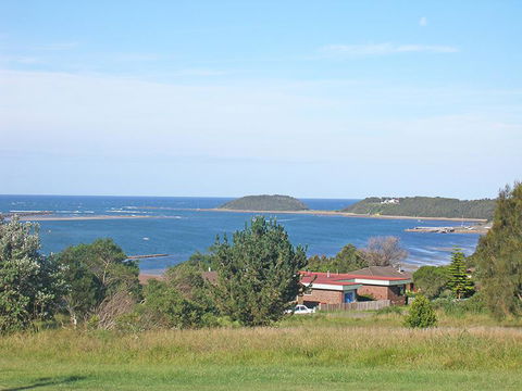 Water View House @ Orient Point - Tourism Guide 0