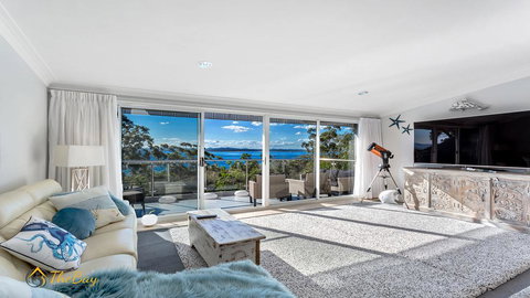 Water Views On Wallawa - Travel Agents 0