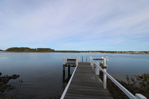 Waterfront Cottages - Cruises Travel 3