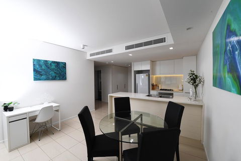 WATERFRONT DARWIN TROPICAL GEM - Tourism Guide 1