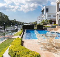 Waterfront Home / Amazing place to be - Travel Search