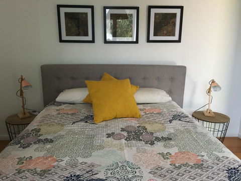 Daydream Cottage - Travel Agents 1