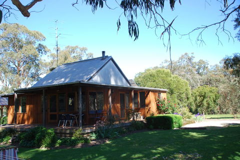 Bluegum Ridge Cottages - Travel Search 0
