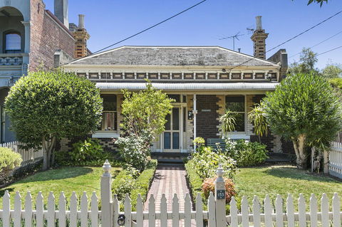 Windermere Fitzroy - Rejuvenate Stays - Tourism Guide 10
