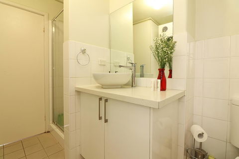 Colour Pop Fitzroy - 3 Bedroom Pet Friendly - Travel Search 20