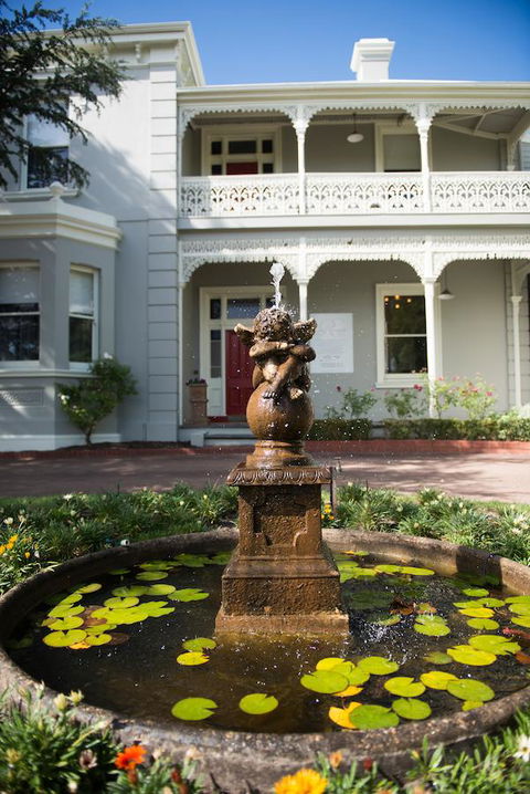 The Riversleigh - Travel Search 10