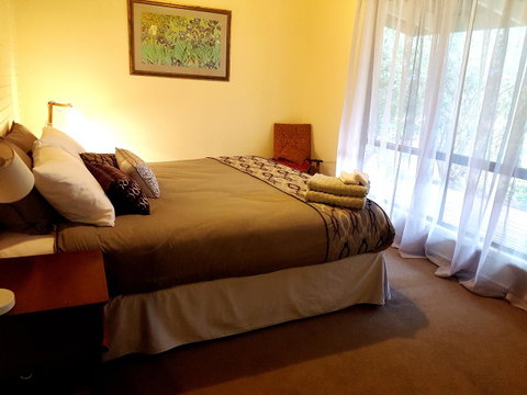 Wahroonga - Tourism Guide 7