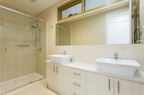 Balwyn Boutique Apartments - Travel Agents 3