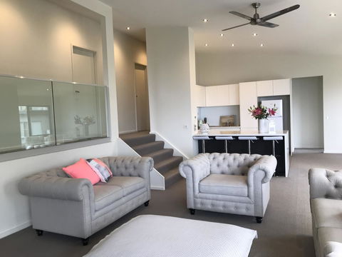 Lorne Sea View Terrace House - Travel Agents 0