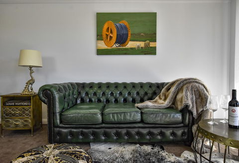 Daylesford Art Motel - Travel Agents 0