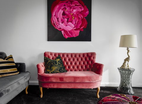 Daylesford Art Motel - Travel Agents 1
