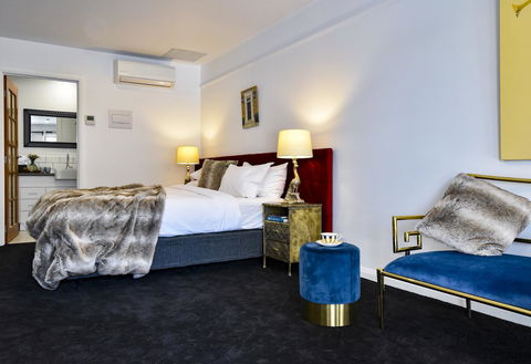 Daylesford Art Motel - Travel Agents 10
