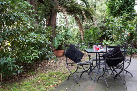 Melbourne Villa - Travel Search 36