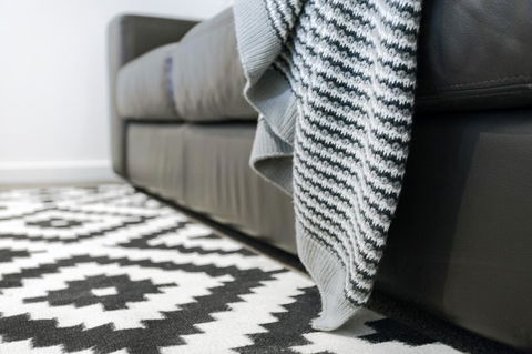 Melbourne Villa - Travel Search 4
