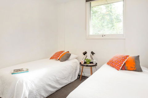 Melbourne Villa - Travel Search 32