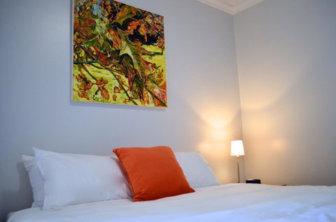 Mansfield Apartments - Tourism Guide 19