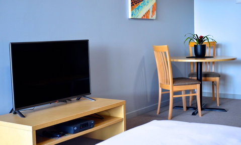 Mansfield Apartments - Tourism Guide 16