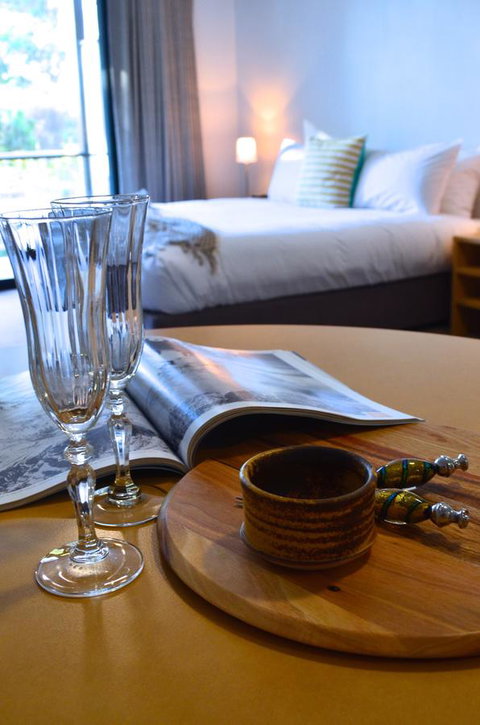 Mansfield Apartments - Tourism Guide 5