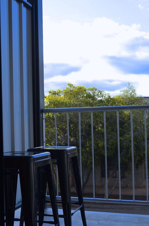 Mansfield Apartments - Tourism Guide 9